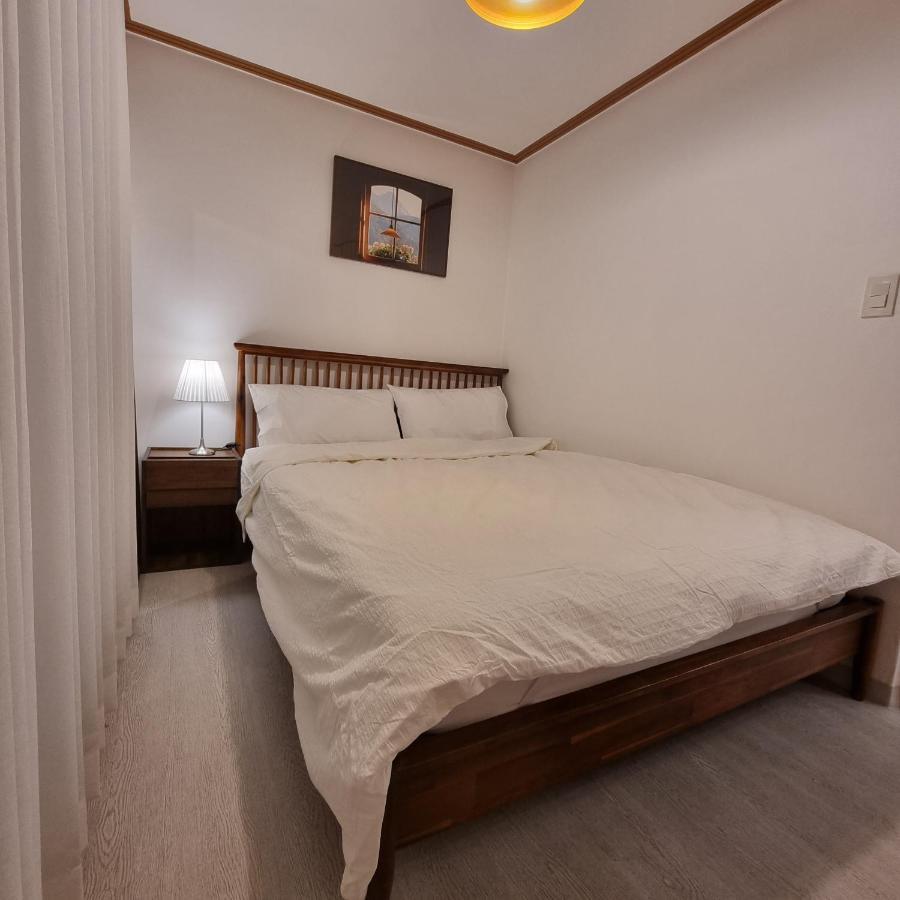 Hongik Hongdae Yeonnam Hoi-House Seoul Exterior photo